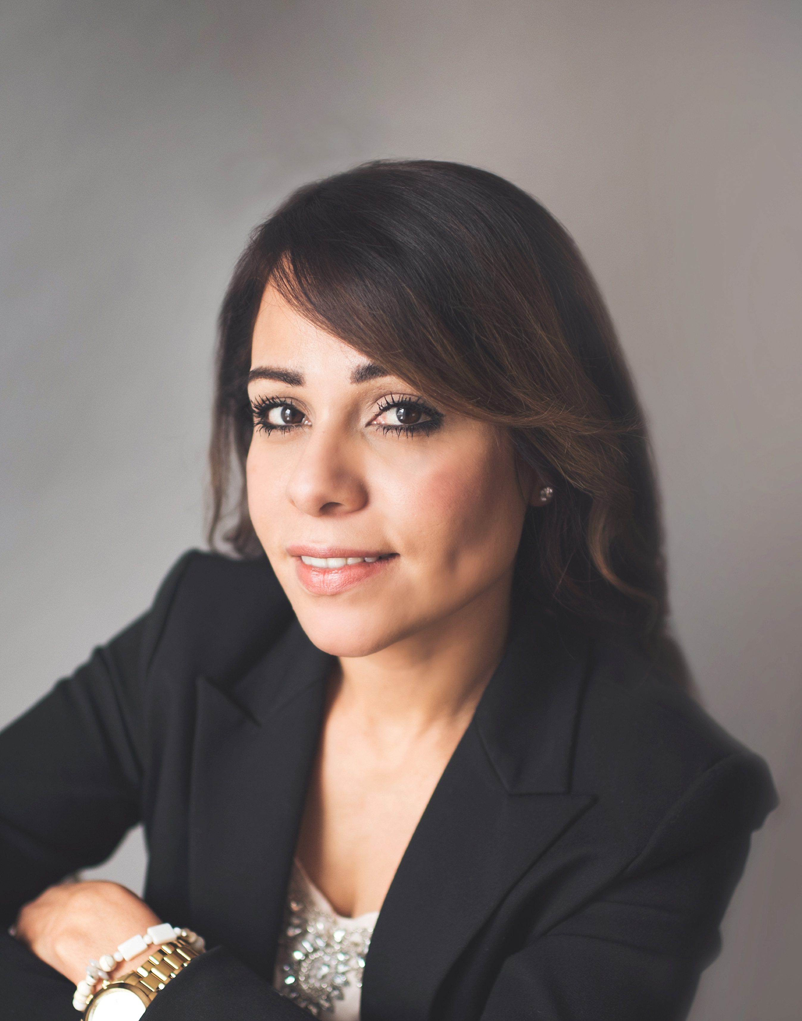 Realtor HeadshotsOak Park Headshot Photographer Jamilla Yipp Photography